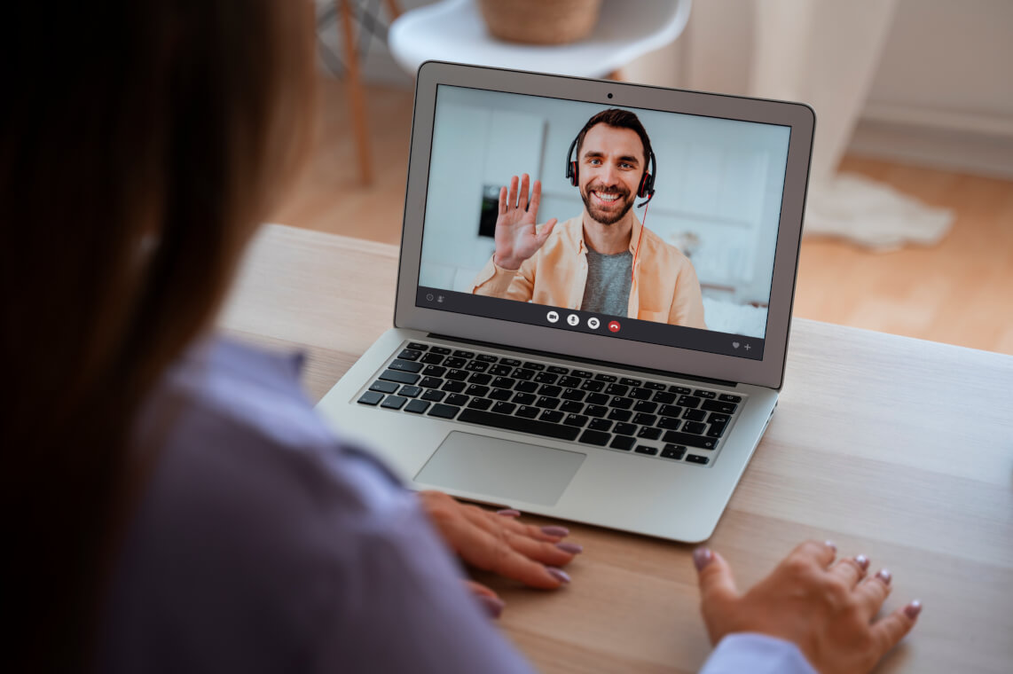 Tips for hiring remote workers! image
